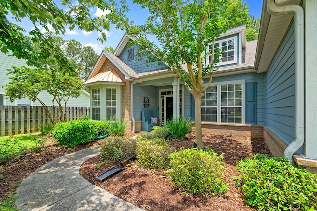 53 Concert Ct, Freeport, FL 32439 - view of front of home with a shingled roof