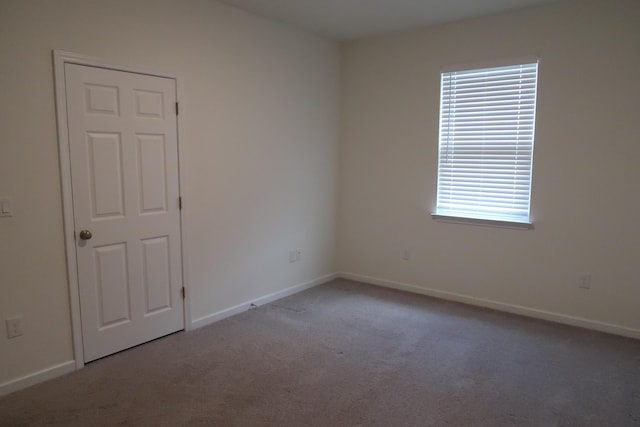 106 E Sky Way, Freeport, FL 32439 - unfurnished room with carpet and baseboards