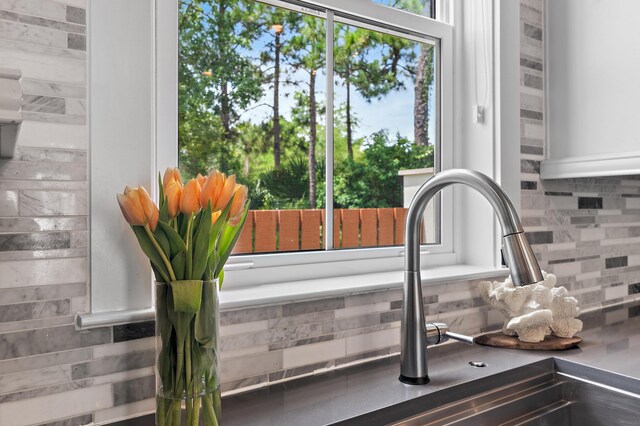 11 Wadleigh Way, Miramar Beach, FL 32550 - kitchen view of tasteful backsplash
