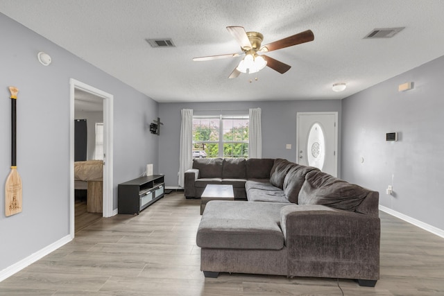 612 Jeremy Ct, Crestview, FL 32539 - photo 10
