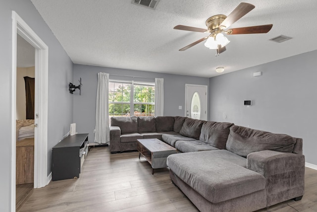612 Jeremy Ct, Crestview, FL 32539 - photo 2