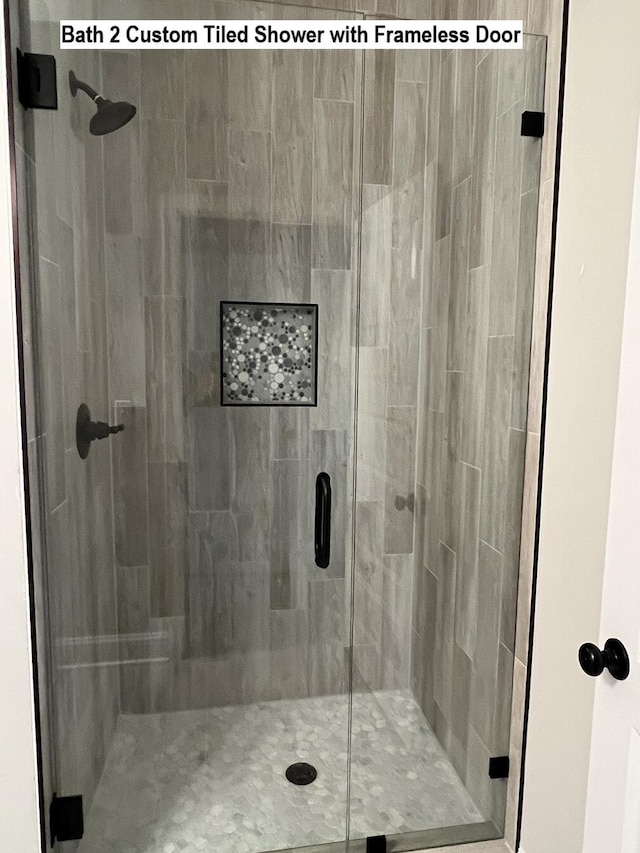 2675 Brodie Ln, Crestview, FL 32536 - full bathroom with a shower stall