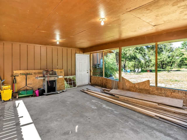 3241 Auburn Rd, Crestview, FL 32539 - view of garage