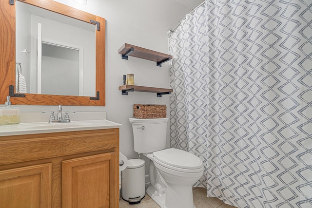 617 Schneider Dr, Fort Walton Beach, FL 32547 - bathroom featuring toilet, vanity, and a shower with shower curtain