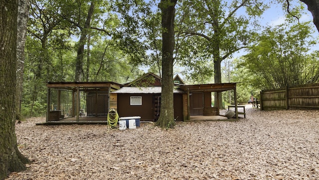2765 Shade Tree Ln, Ponce De Leon, FL 32455 - view of back of house