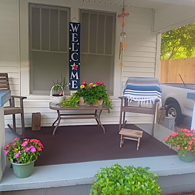 72 Park Ave, Defuniak Springs, FL 32435 - view of porch