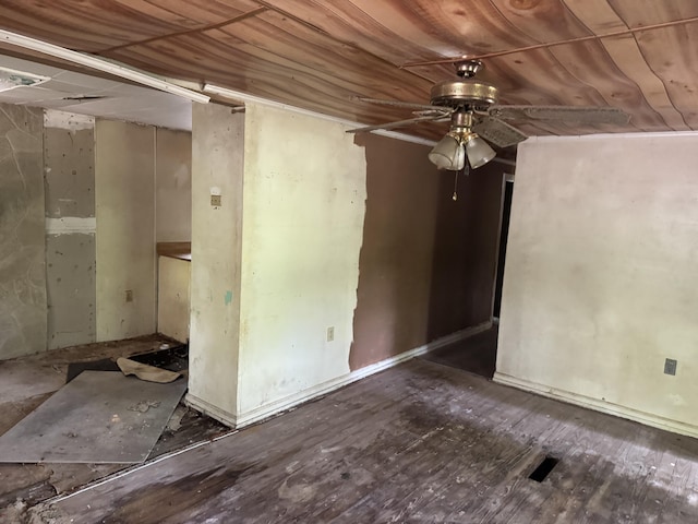 6102 Turkey Track Rd, Crestview, FL 32539