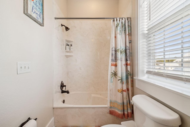 51 Grande Pointe Dr, Inlet Beach, FL 32461 - bathroom with toilet and shower / tub combo with curtain