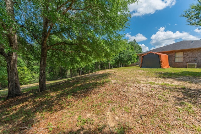 6229 Flash Ln, Crestview, FL 32536 - view of yard featuring central AC