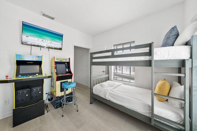 142 Southfields Rd, Panama City Beach, FL 32413 - bedroom featuring baseboards