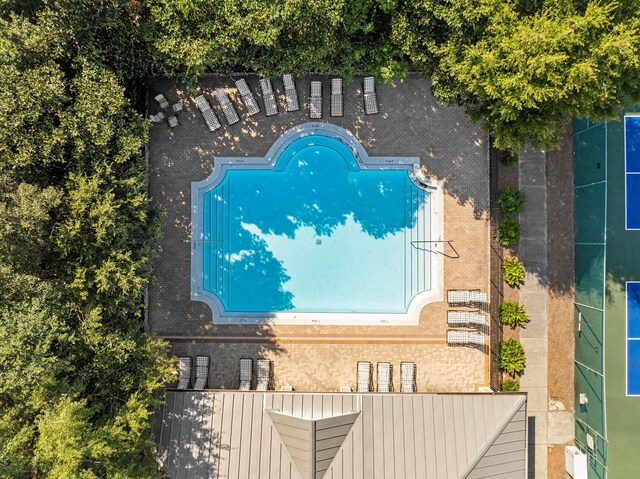 310 Morgans Trl, Santa Rosa Beach, FL 32459 - bird's eye view of a pool area