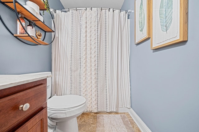 5416 Mill Brook Ln, Crestview, FL 32539 - full bathroom featuring toilet, vanity, and curtained shower