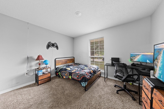 5123 Whitehurst Ln, Crestview, FL 32536 - bedroom featuring carpet, a textured ceiling, and a desk