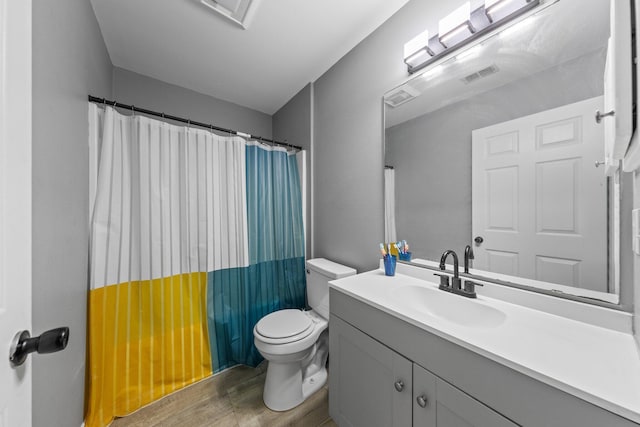5123 Whitehurst Ln, Crestview, FL 32536 - full bathroom with vanity, wood finished floors, and curtained shower
