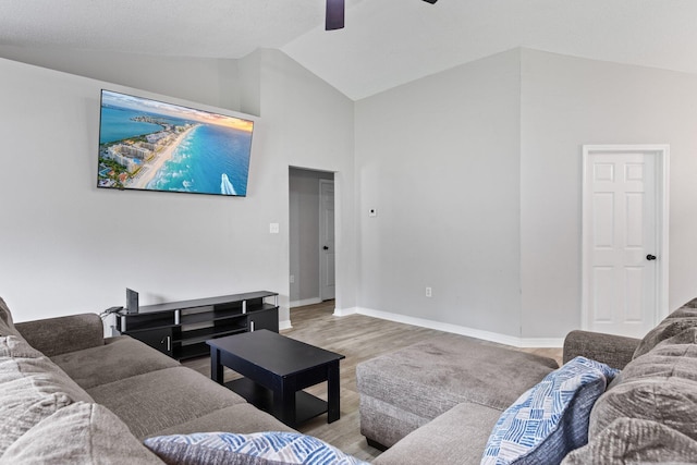 5123 Whitehurst Ln, Crestview, FL 32536 - living area with vaulted ceiling, light wood-style floors, and a ceiling fan