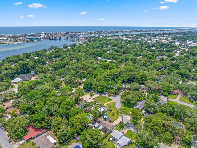 29 SE Alexandra Pl, Fort Walton Beach, FL 32548 - aerial view of a nearby body of water