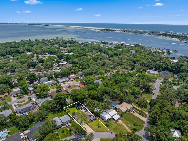 29 SE Alexandra Pl, Fort Walton Beach, FL 32548 - aerial view of residential area with a large body of water and property boundaries highlighted