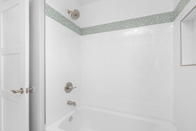 14351 State Highway 20, Niceville, FL 32578 - full bath with shower / washtub combination