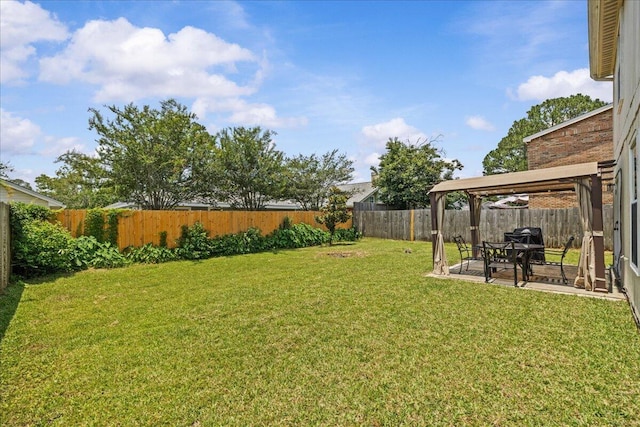 1176 Lost Trl, Fort Walton Beach, FL 32547 - view of yard with a patio