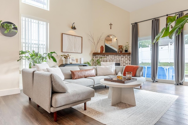 409 Hideaway Ln, Niceville, FL 32578 - living room with high vaulted ceiling and wood finished floors