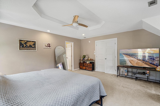 1190 Witshire Ct, Fort Walton Beach, FL 32547 - bedroom with light colored carpet, a ceiling fan, recessed lighting, and a closet
