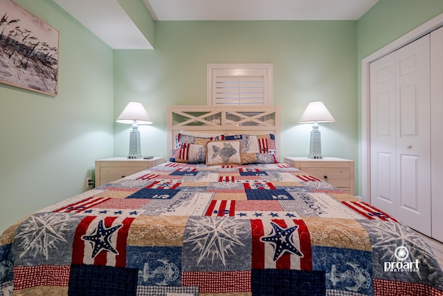 112 Seascape Dr Unit 704, Miramar Beach, FL 32550 - bedroom featuring a closet