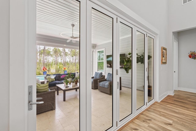 276 W Lafayette Rd, Inlet Beach, FL 32461 - entryway with ceiling fan
