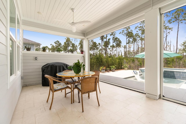 276 W Lafayette Rd, Inlet Beach, FL 32461 - sunroom / solarium with healthy amount of natural light, outdoor dining area, and a ceiling fan