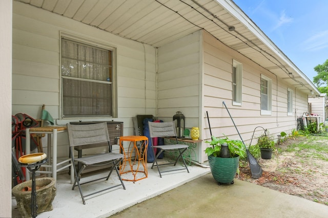 101 SE Elm Ave, Fort Walton Beach, FL 32548 - view of patio