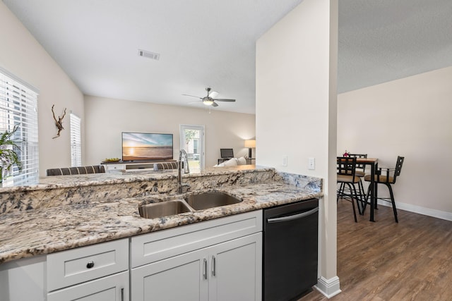 8856 Brown Pelican Cir, Navarre, FL 32566 - photo 5