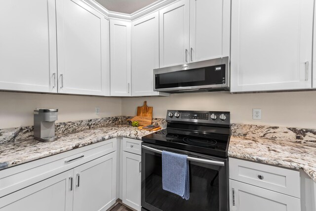 8856 Brown Pelican Cir, Navarre, FL 32566 - photo 9