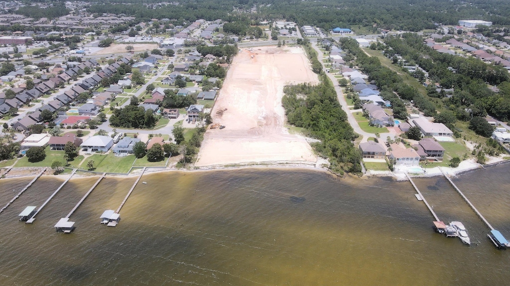 4 Herons Nest Ln, Navarre, FL 32566
