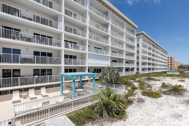 376 Santa Rosa Blvd Unit 101, Fort Walton Beach, FL 32548 - view of apartment building / complex