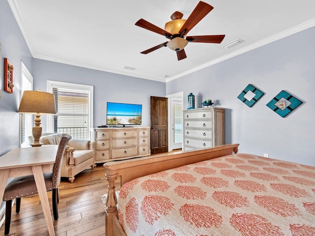 216 Tahitian Way, Destin, FL 32541 - bedroom featuring crown molding, light wood-style flooring, and ceiling fan