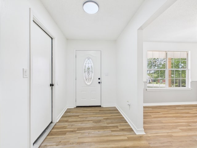 175 Villacrest Dr, Crestview, FL 32536 - entrance foyer with light wood-style flooring and baseboards
