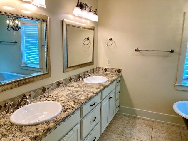 290 Crescent Dr, Defuniak Springs, FL 32435 - photo 55