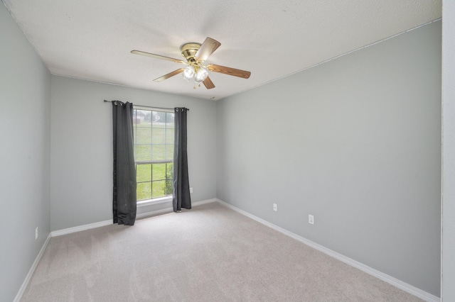 488 Jillian Dr, Crestview, FL 32536 - empty room featuring a ceiling fan and light colored carpet