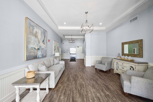 9100 Baytowne Wharf Blvd Unit 261, Miramar Beach, FL 32550 - living room featuring wood finished floors, a chandelier, a raised ceiling, wainscoting, and recessed lighting