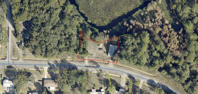 1989 Juniper Lake Rd, Defuniak Springs, FL 32433 - aerial overview of property's location with property boundaries highlighted