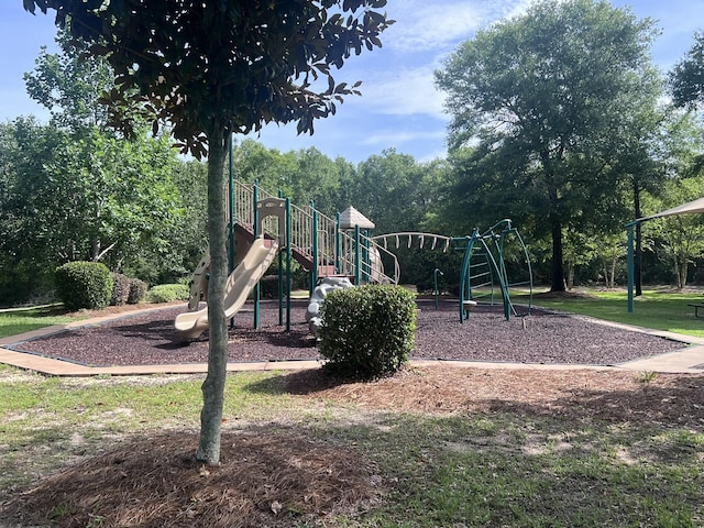 201 Pinque Coat Ct, Crestview, FL 32536 - view of community playground