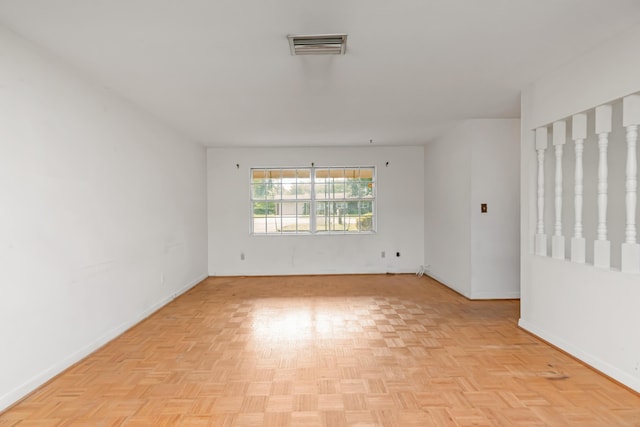 19 Bayview Dr, Shalimar, FL 32579 - unfurnished room featuring baseboards