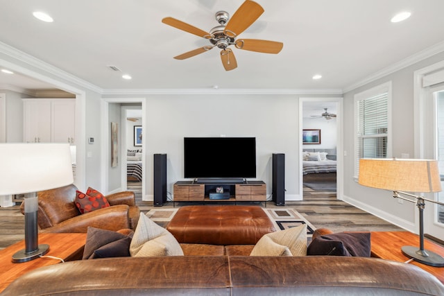 304 Windrow Way, Inlet Beach, FL 32461 - living area featuring wood finished floors, ceiling fan, ornamental molding, recessed lighting, and baseboards
