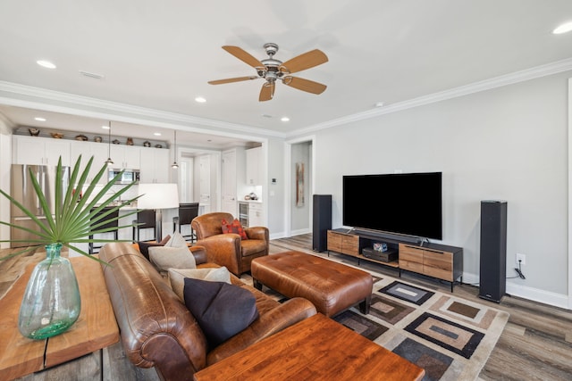 304 Windrow Way, Inlet Beach, FL 32461 - living room with baseboards, light wood-style flooring, ceiling fan, ornamental molding, and recessed lighting