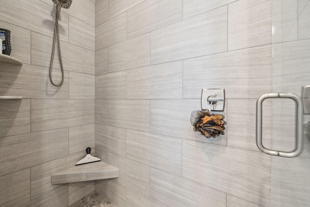 304 Windrow Way, Inlet Beach, FL 32461 - full bathroom featuring a tile shower