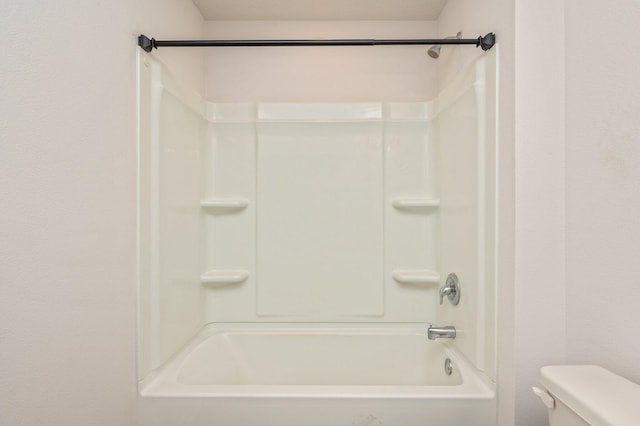 4652 Honor Guard Way, Crestview, FL 32539 - full bathroom with toilet and shower / washtub combination