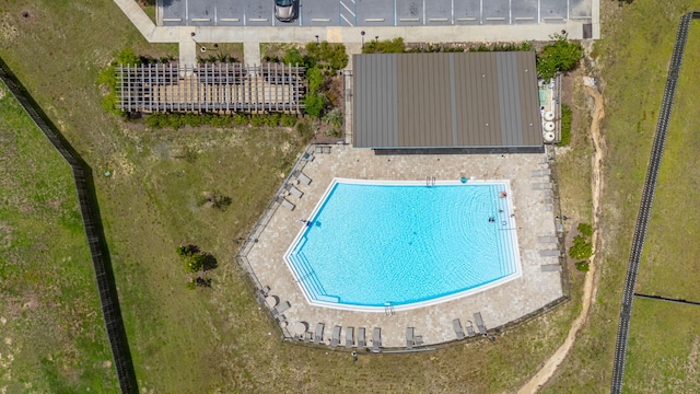 4652 Honor Guard Way, Crestview, FL 32539 - bird's eye view of a pool