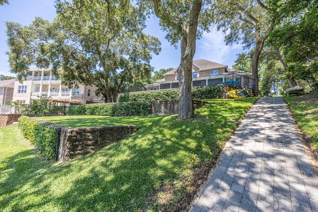 17 Poquito Rd, Shalimar, FL 32579 - surrounding community featuring a yard