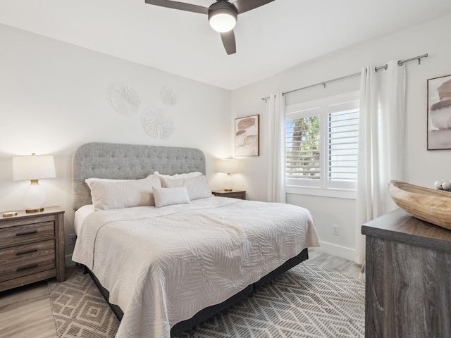 3604 E County Highway 30a Unit D5, Santa Rosa Beach, FL 32459 - bedroom with light wood-style flooring and a ceiling fan