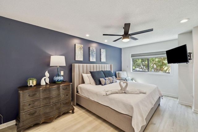 736 Sandpiper Pl Unit 10525, Miramar Beach, FL 32550 - bedroom with light wood-style floors, ceiling fan, and recessed lighting