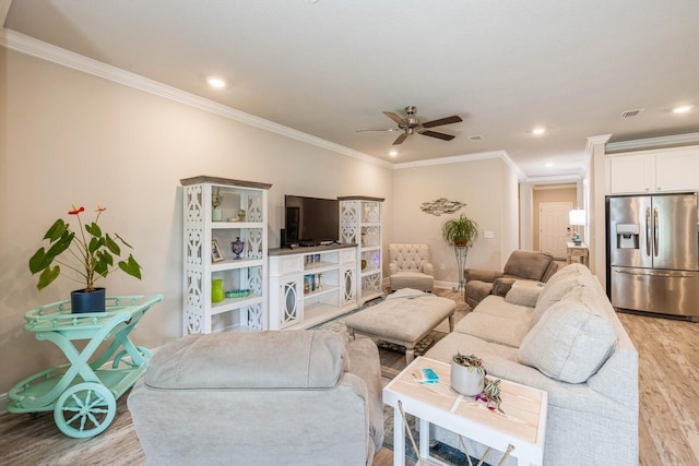 364 Lightning Bug Ln, Freeport, FL 32439 - living area featuring light wood-type flooring, crown molding, ceiling fan, and recessed lighting